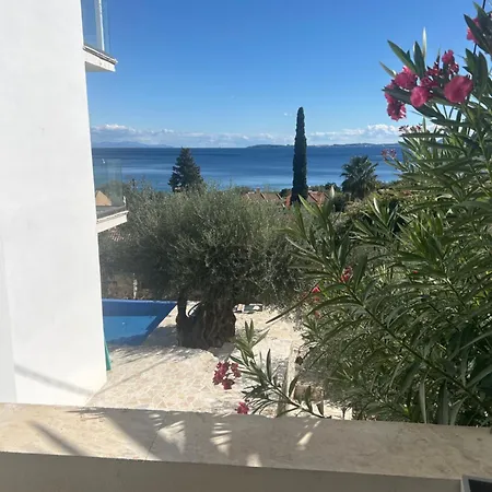 Barbati Villa *