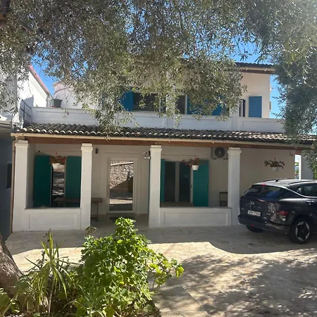Barbati Villa וילה *