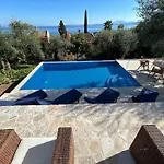 Barbati Villa 别墅 *
