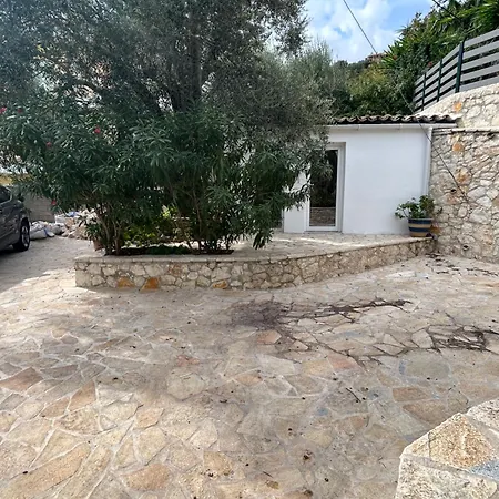 Barbati Villa Μπαρμπάτι