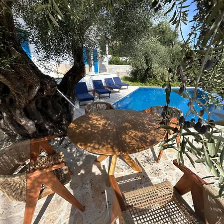 Barbati Villa וילה