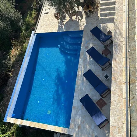 Barbati Villa וילה